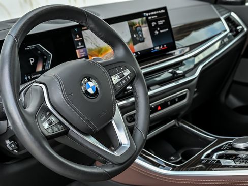 Used 2026 BMW X5 xDrive40i AWD/4WD image 25
