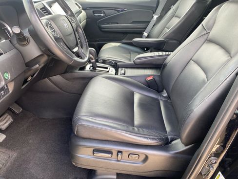 Used 2018 Honda Ridgeline RTL-E image 34
