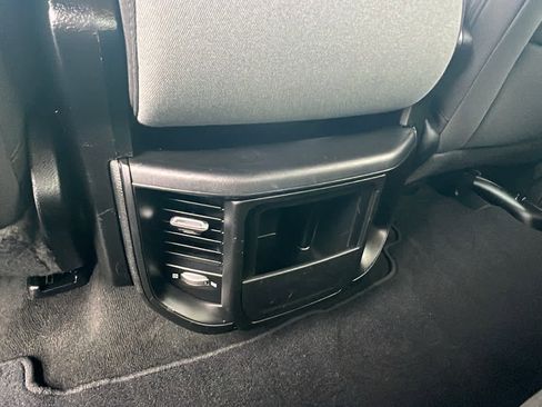 Used 2022 RAM 1500 Big Horn image 25