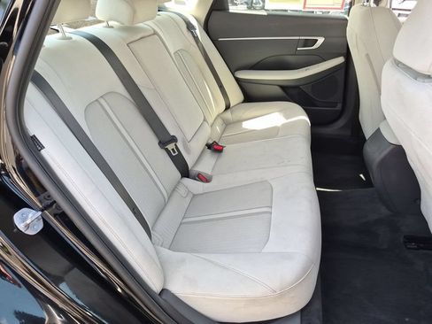 Used 2025 Hyundai Sonata SEL FWD image 30