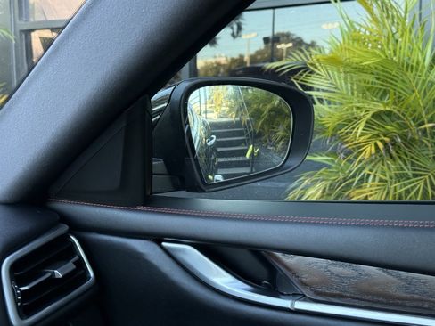 Used 2017 Maserati Ghibli image 31