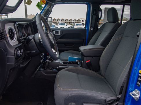 Used 2024 Jeep Wrangler Sahara w/ Technology Group image 12