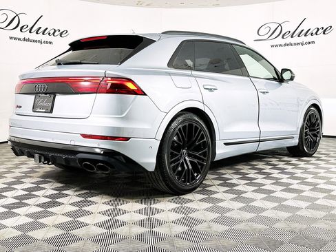 Used 2024 Audi SQ8 Premium Plus w/ Executive Package image 6