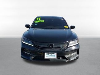 Used 2017 Honda Accord Sport video 2