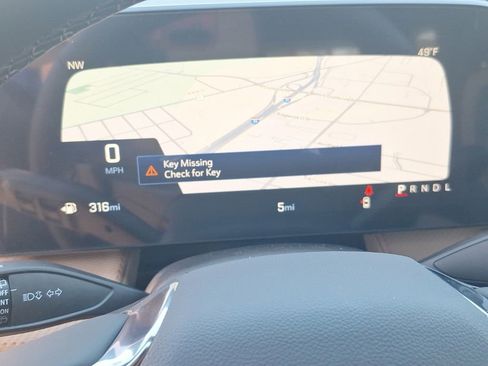 New 2026 Chevrolet Equinox ACTIV w/ Convenience Package III image 16