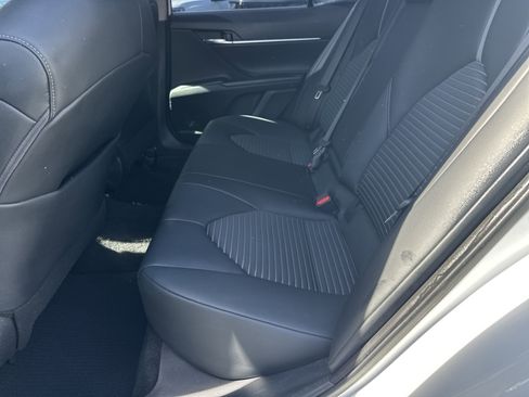 Used 2022 Toyota Camry SE image 22