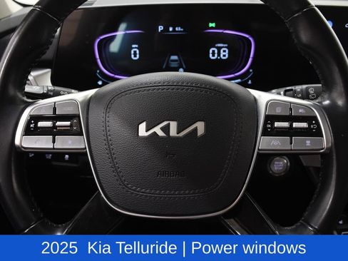 Used 2025 Kia Telluride S AWD/4WD image 11