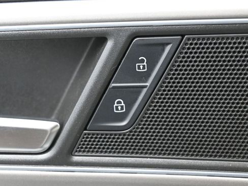 Used 2019 Volkswagen Atlas SEL image 14