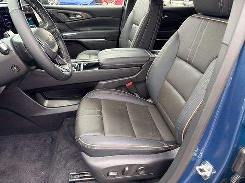 Certified 2026 Chevrolet Traverse High Country w/ LPO, Floor Liner Package AWD/4WD image 9