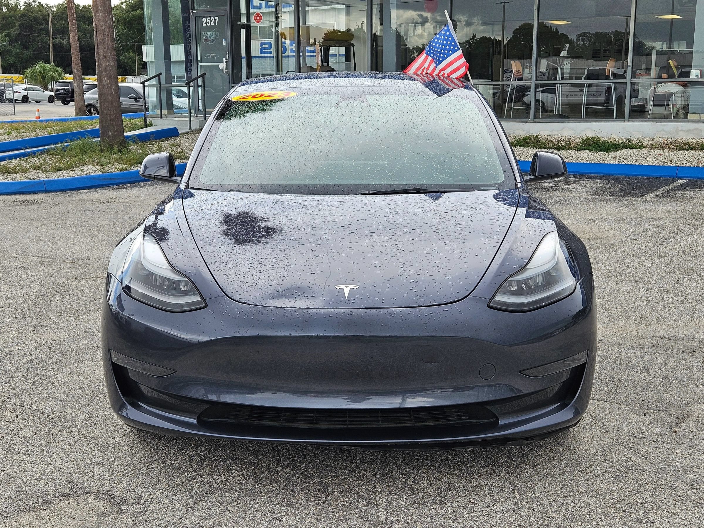 Used 2023 Tesla Model 3 Standard Range RWD image 3