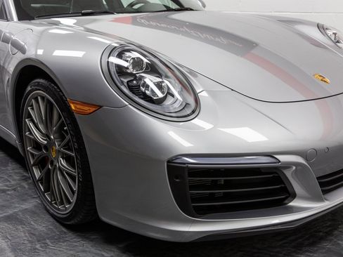 Used 2018 Porsche 911 Carrera S w/ Sport Package image 20
