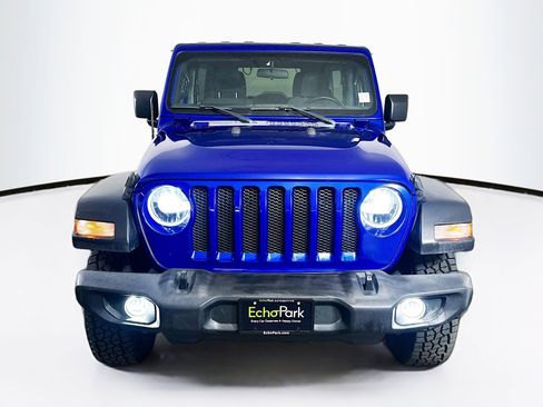 Used 2020 Jeep Wrangler Unlimited Sport S image 2