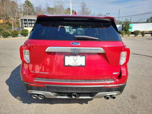 Used 2020 Ford Explorer Platinum w/ Premium Technology Package image 6