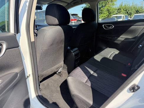 Used 2019 Nissan Sentra SV FWD image 10