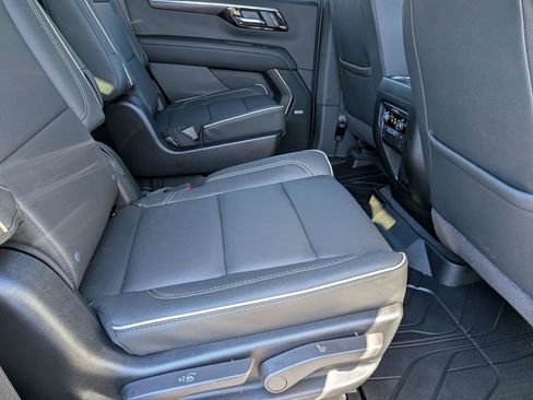 Certified 2026 Chevrolet Tahoe Premier w/ Sun And Tow Package image 26