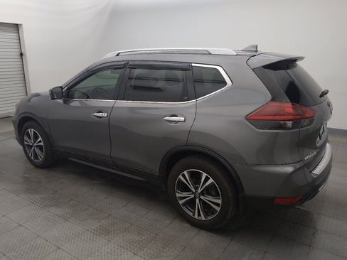 Used 2019 Nissan Rogue SV w/ Sun & Sound Touring Package FWD image 3