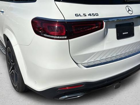 Used 2022 Mercedes-Benz GLS 450 4MATIC image 39