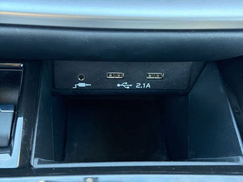 Used 2022 Subaru Legacy Limited image 33