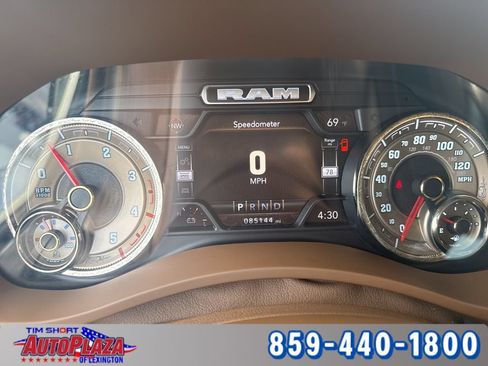 Used 2022 RAM 3500 Limited AWD/4WD image 4