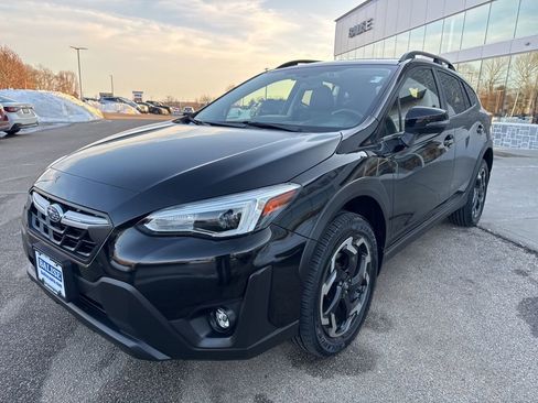 Used 2023 Subaru Crosstrek 2.5i Limited w/ Moonroof Package image 5