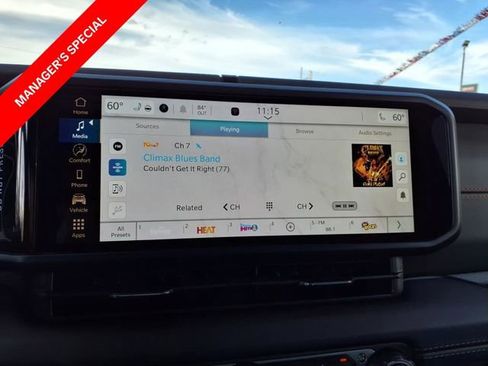 Used 2024 Jeep Gladiator Mojave w/ Steel Bumper Group image 20