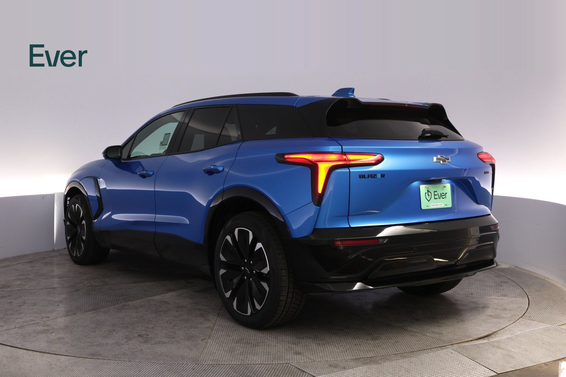 Used 2024 Chevrolet Blazer EV RS AWD/4WD image 17
