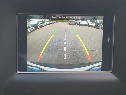 Used 2018 Jeep Grand Cherokee Laredo AWD/4WD image 22