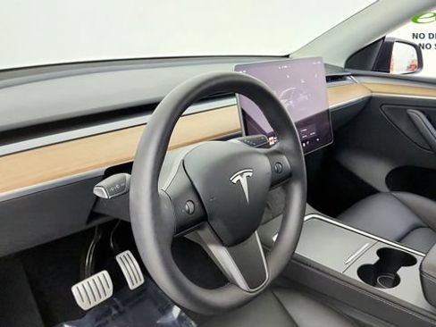 Used 2024 Tesla Model Y Performance AWD/4WD image 45