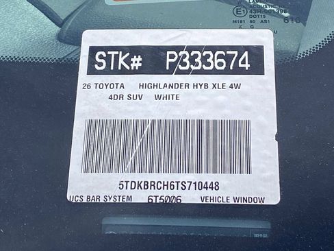Certified 2026 Toyota Highlander XLE AWD/4WD image 38