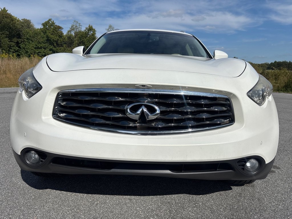 Used 2011 INFINITI FX35 AWD w/ Premium Pkg image 8
