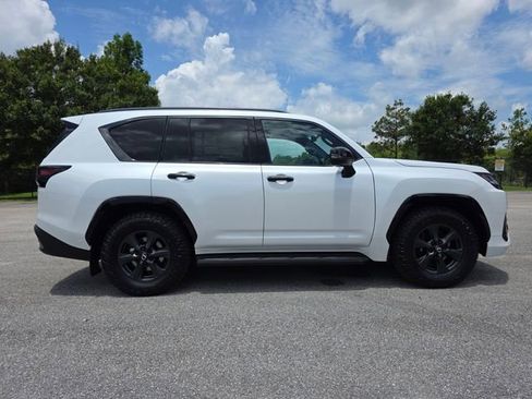 New 2026 Lexus LX 700h Overtrail AWD/4WD image 2