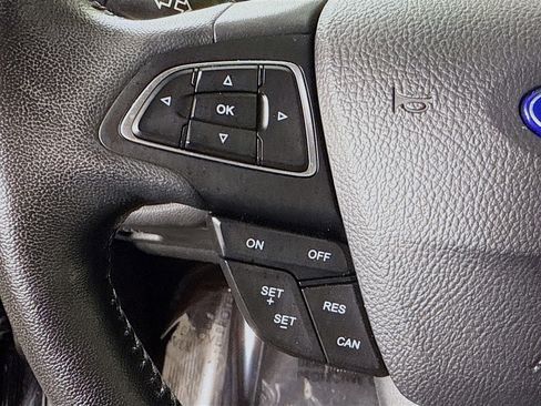 Used 2019 Ford Escape SEL image 14