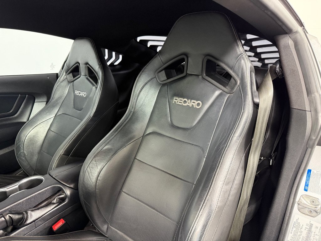 Used 2018 Ford Mustang Premium w/ Ecoboost Performance Package RWD image 13