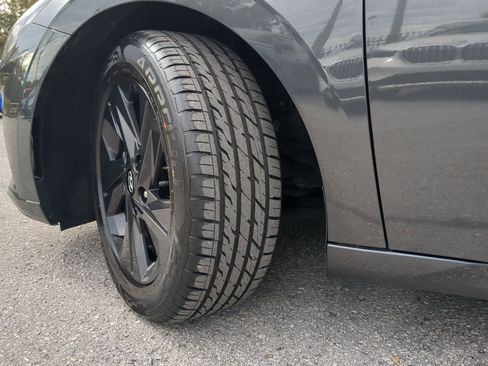 Used 2021 Hyundai Elantra SEL w/ Convenience Package image 61