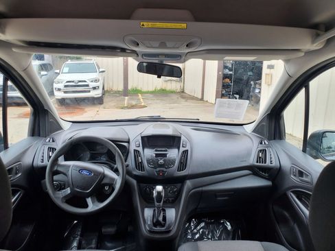 Used 2015 Ford Transit Connect XL FWD image 3