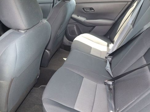 Certified 2024 Nissan Sentra SV FWD image 18