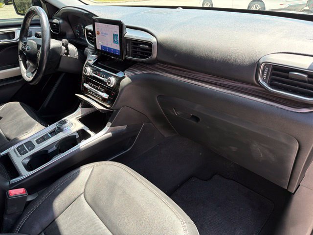 Used 2023 Ford Explorer Limited w/ Equipment Group 301A RWD image 11