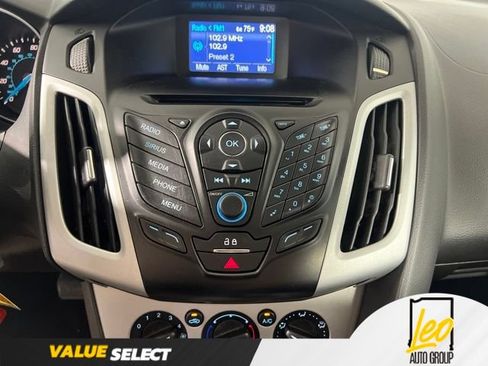 Used 2013 Ford Focus SE FWD image 23