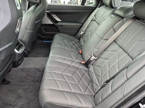 New 2026 BMW i7 eDrive50 w/ M Sport Package RWD image 31