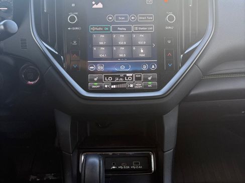Used 2024 Subaru Ascent Onyx Edition AWD/4WD image 16