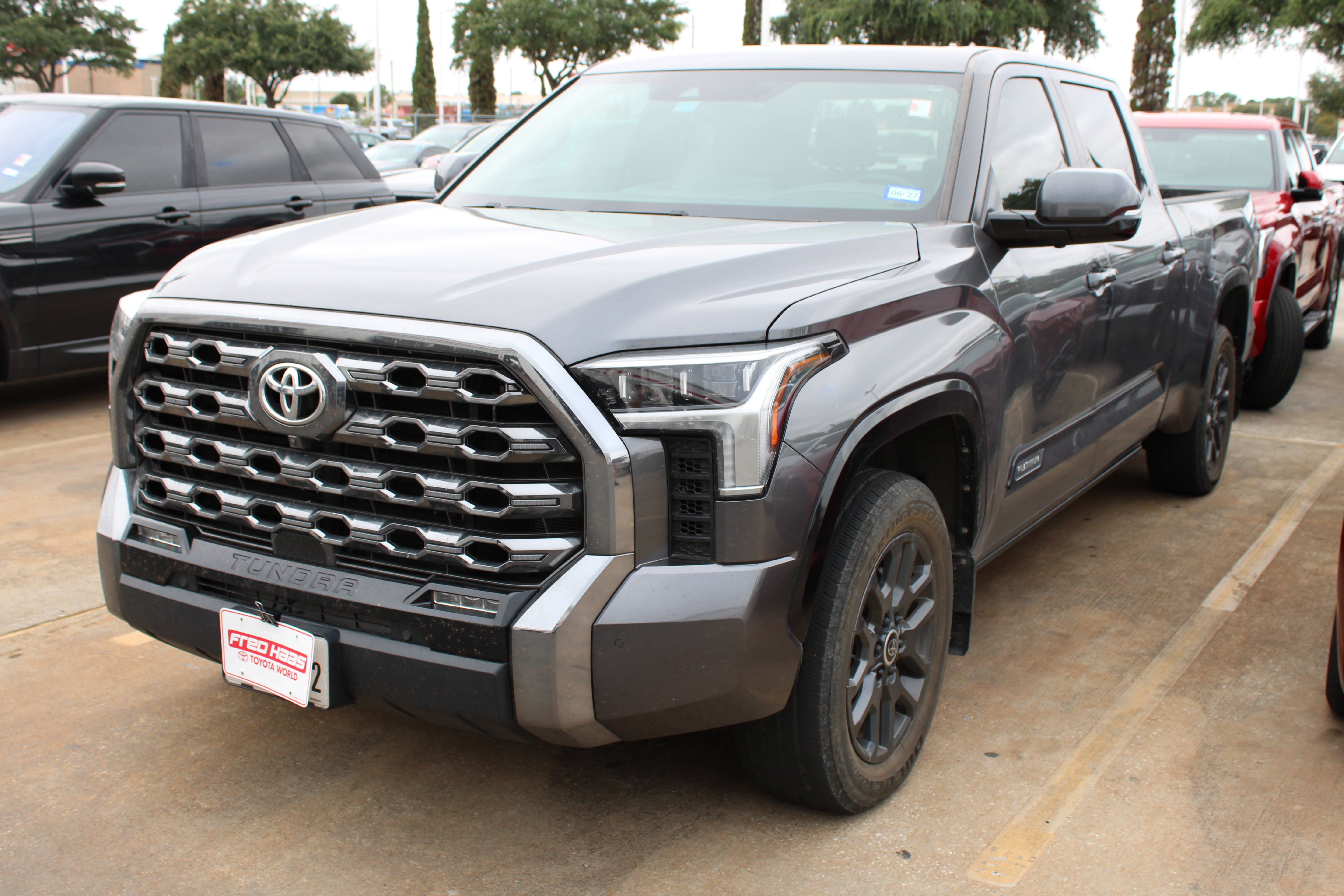Used 2024 Toyota Tundra Platinum AWD/4WD image 6