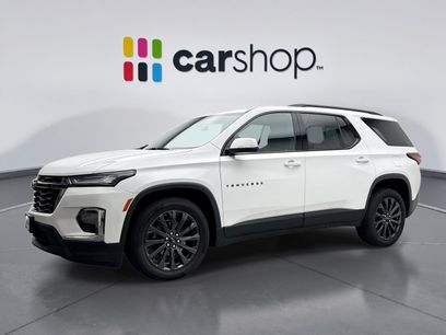 Used 2023 Chevrolet Traverse RS