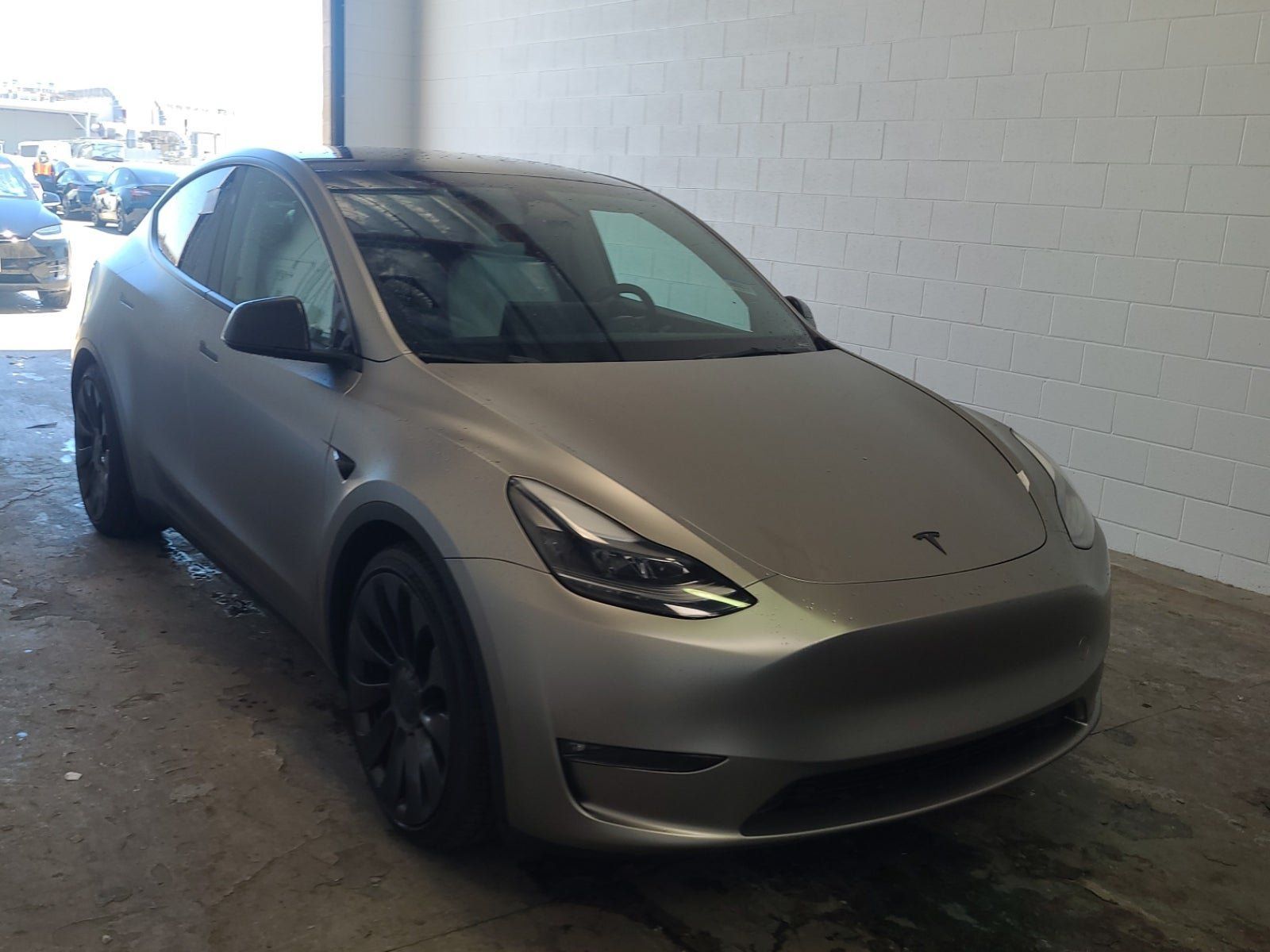 Used 2023 Tesla Model Y Performance AWD/4WD image 1