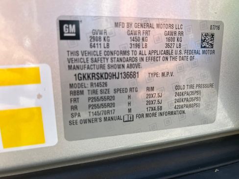 Used 2017 GMC Acadia Limited SLT image 18