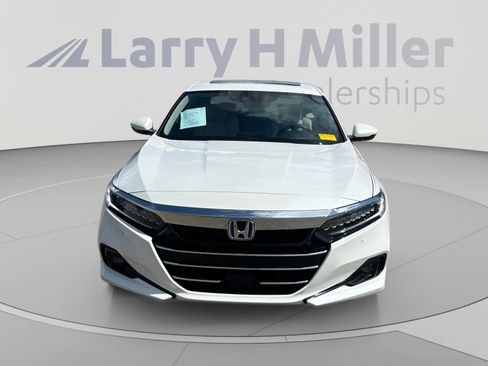 Used 2022 Honda Accord Touring image 9
