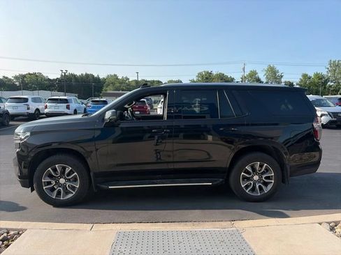 Used 2023 Chevrolet Tahoe LT w/ LT Signature Plus Package AWD/4WD image 3