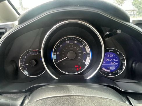 Used 2015 Honda Fit EX image 15