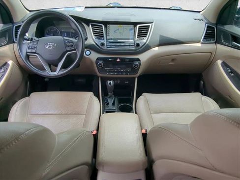 Used 2017 Hyundai Tucson SE Plus FWD image 24