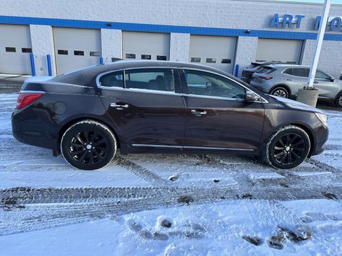 Used 2016 Buick LaCrosse image 10