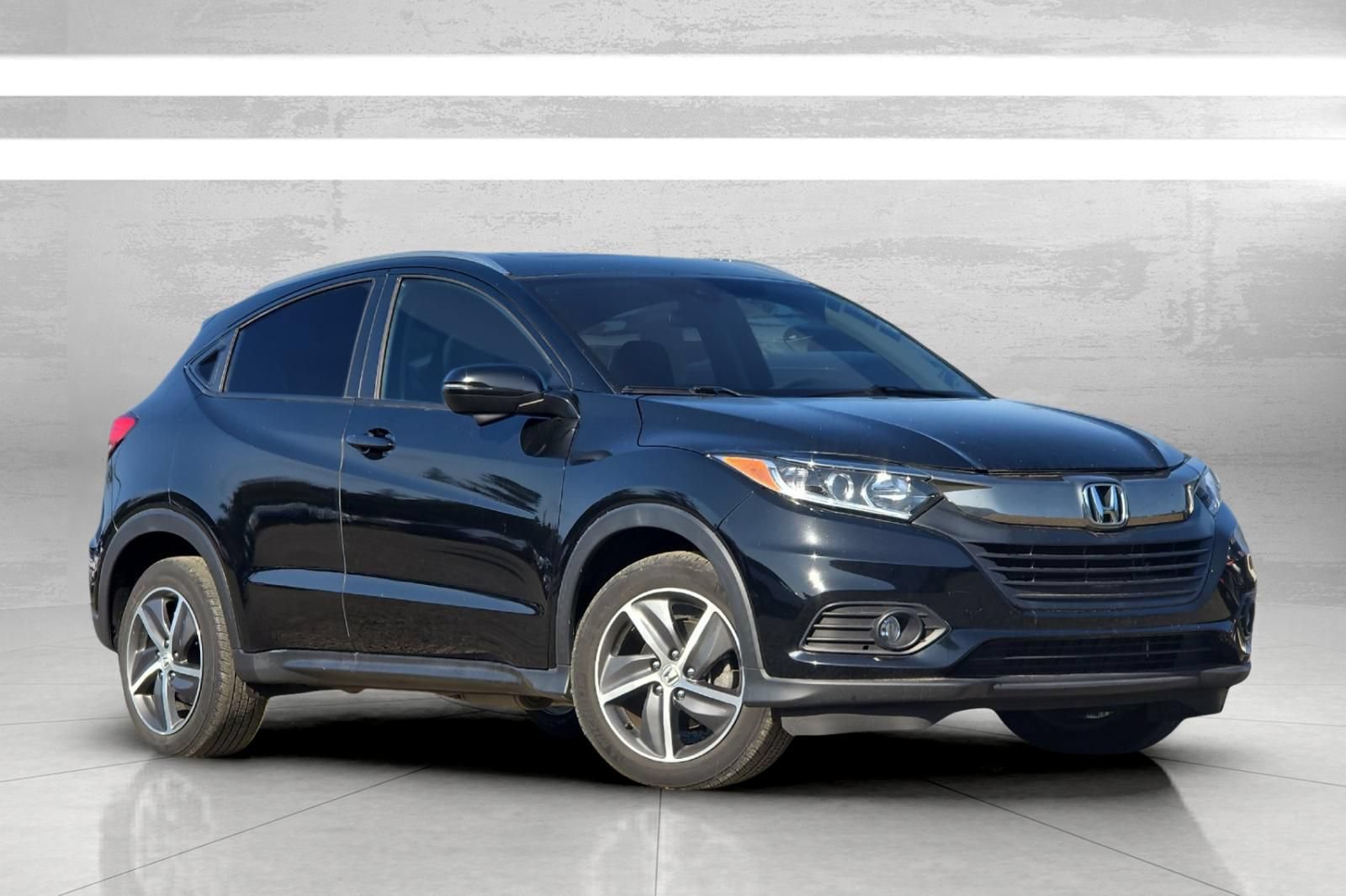 Used 2022 Honda HR-V EX image 2